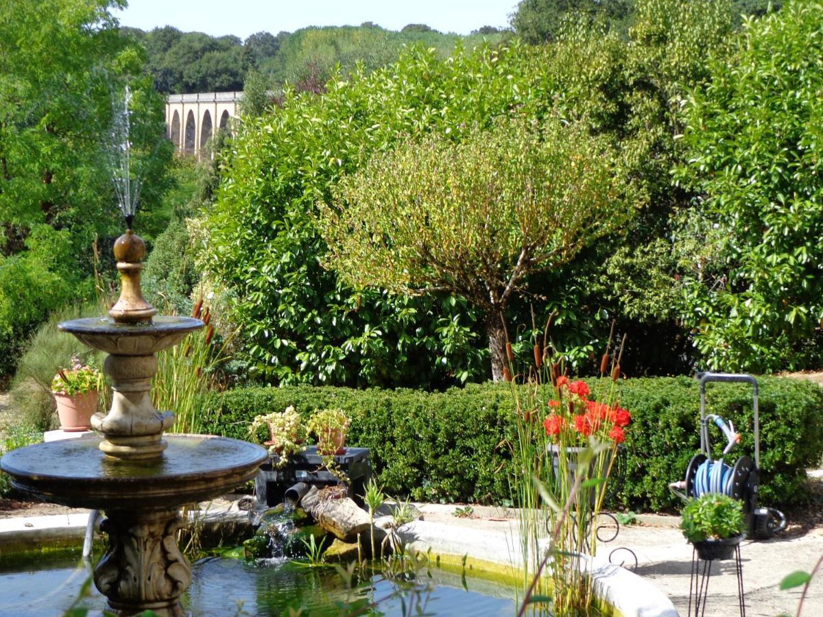 La Maison Ribotteau L'Isle-Jourdain  Bagian luar foto